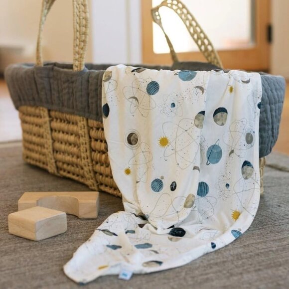 Little Unicorn Large Stretch Knit Swaddle Blanket 2 Pack - Picture 3 of 5